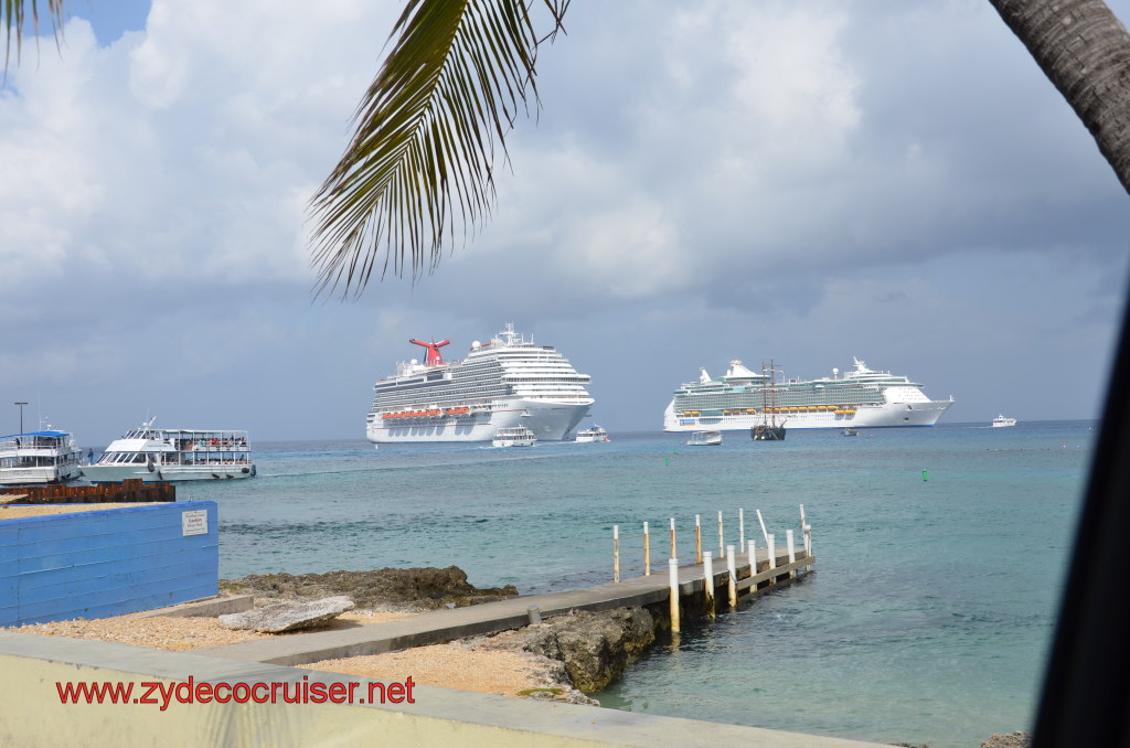 004: Carnival Magic, BC5, John Heald's Bloggers Cruise 5, Grand Cayman, from Royal Watler, 