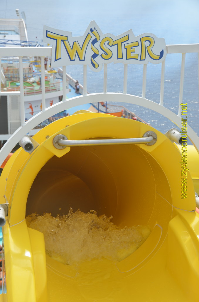 053: Carnival Magic, BC5, John Heald's Bloggers Cruise 5, Sea Day 3, Twister