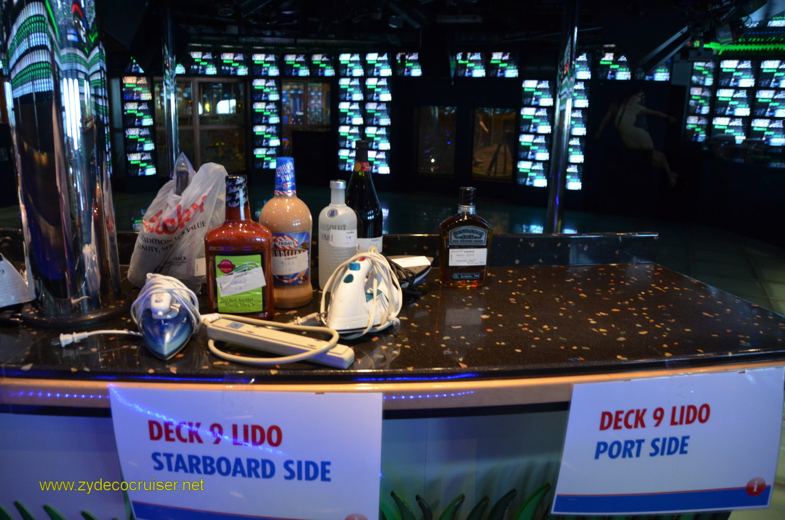 003: Carnival Conquest, Nov 20, 2011, Debarkation Day, Confiscated Item Pickup, 
