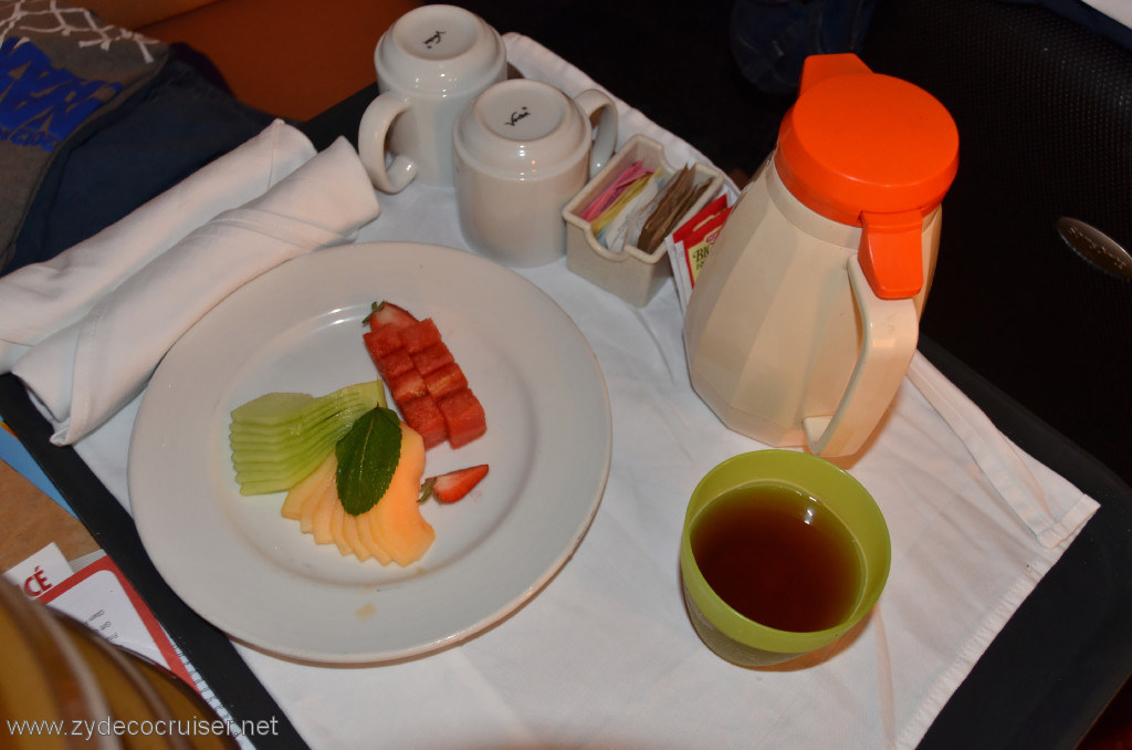 001: Carnival Conquest, Belize, Room Service Breakfast, Fresh Melon, Apple Juice, Hot tea,