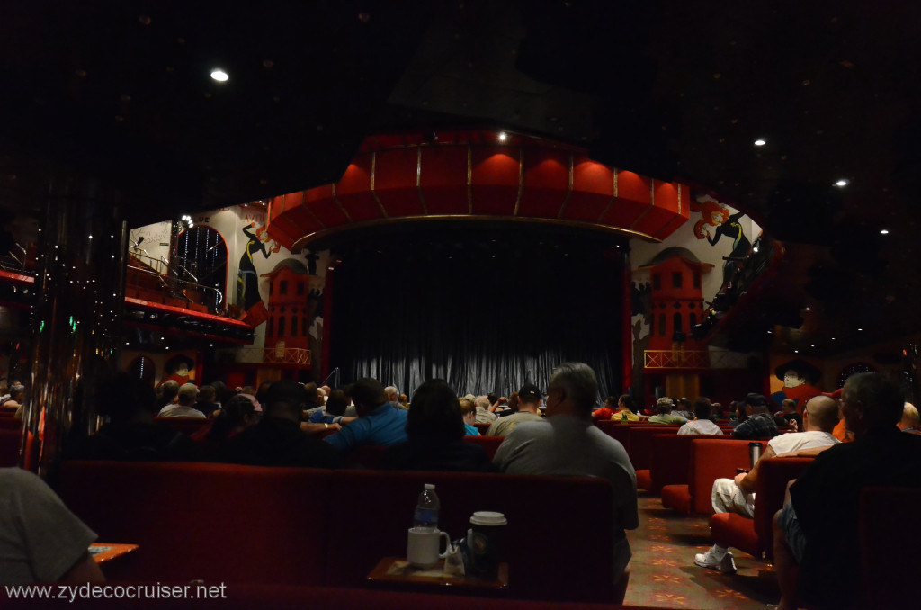 009: Carnival Conquest, Belize, Meeting in Toulouse Lautrec Theatre for out tour, 