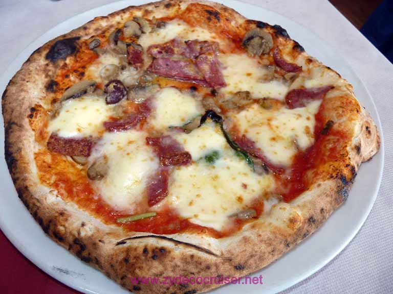 3645: Sofi Restaurant, Naples, Italy - Pizza Capricciosa - YUM!