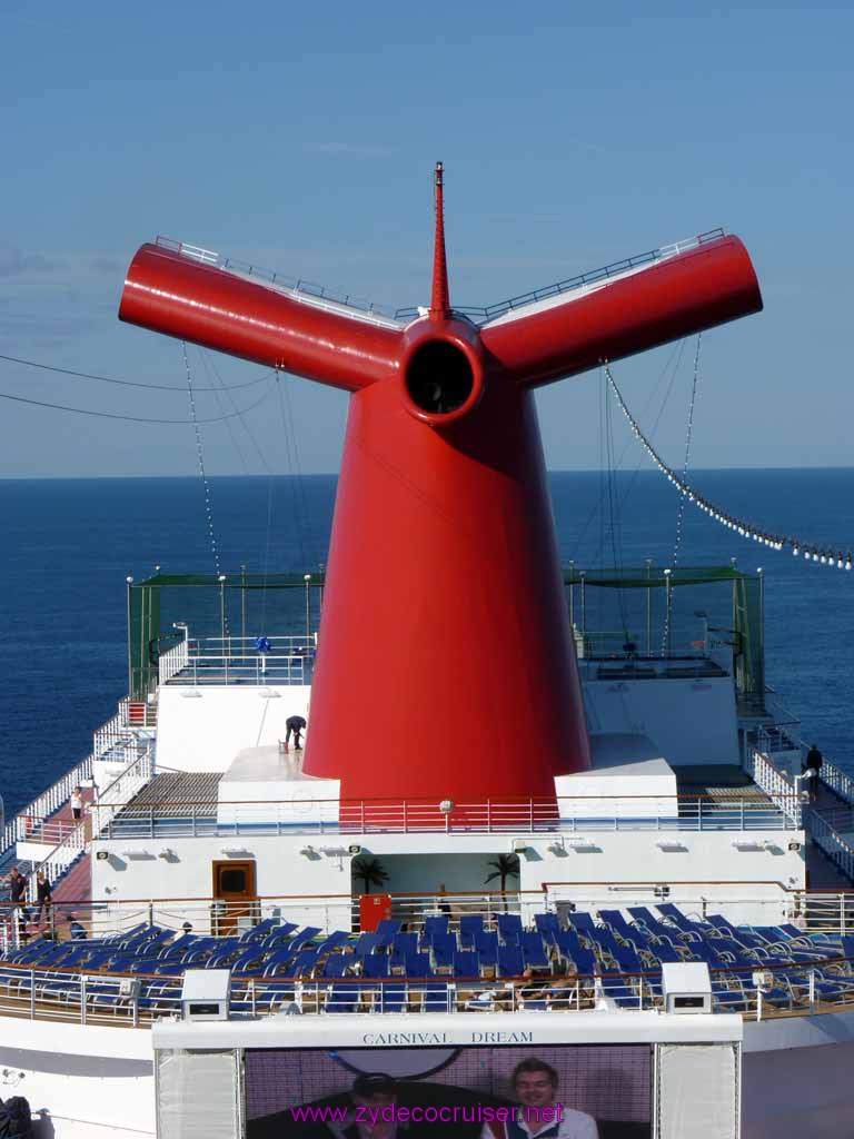 5029: Carnival Dream, Mediterranean Cruise, Funnel aka Climb This!