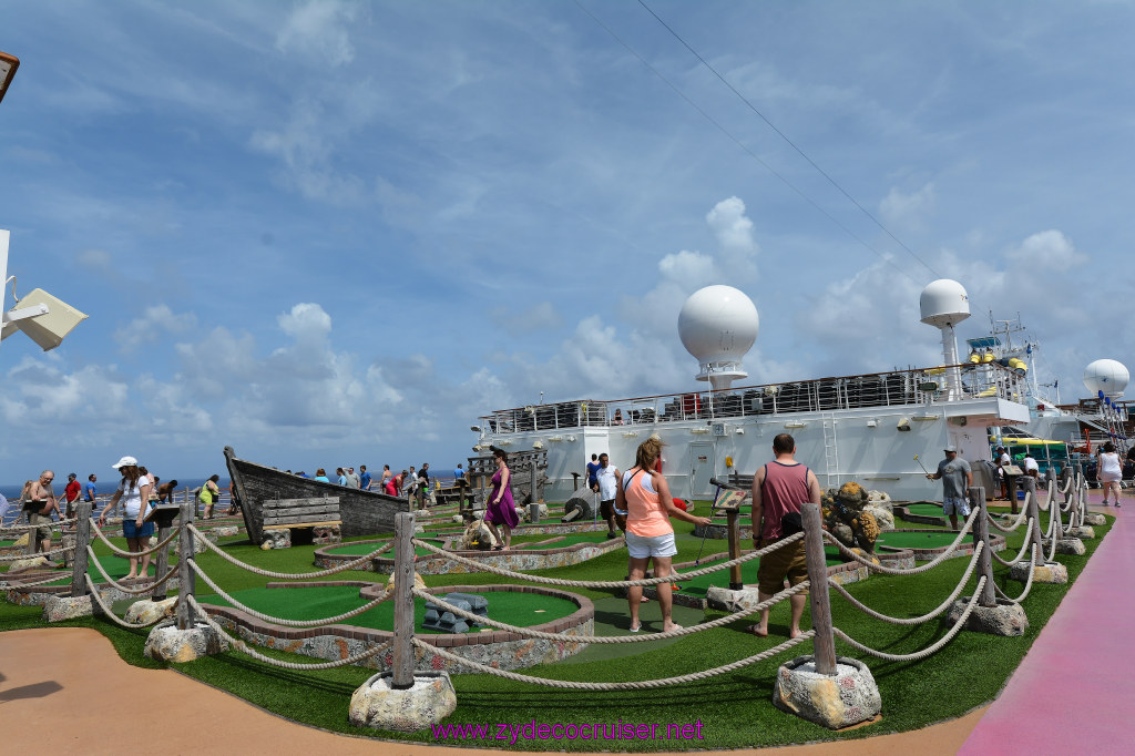 090: Carnival Dream Reposition Cruise, Fun Day at Sea 1, Mini Golf
