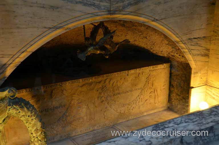 253: Carnival Magic, Rome, Angels and Demons Tour, Pantheon, Tomb of Raphael