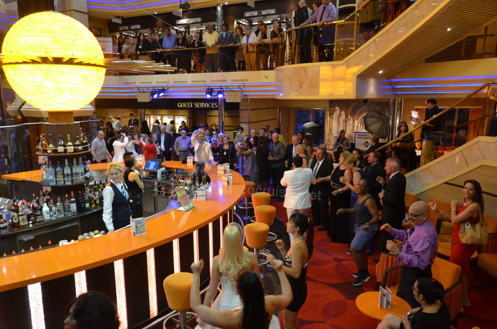141: Carnival Sunshine Cruise, Fun Day at Sea, Took a break from supper and the Lobby was jumping!