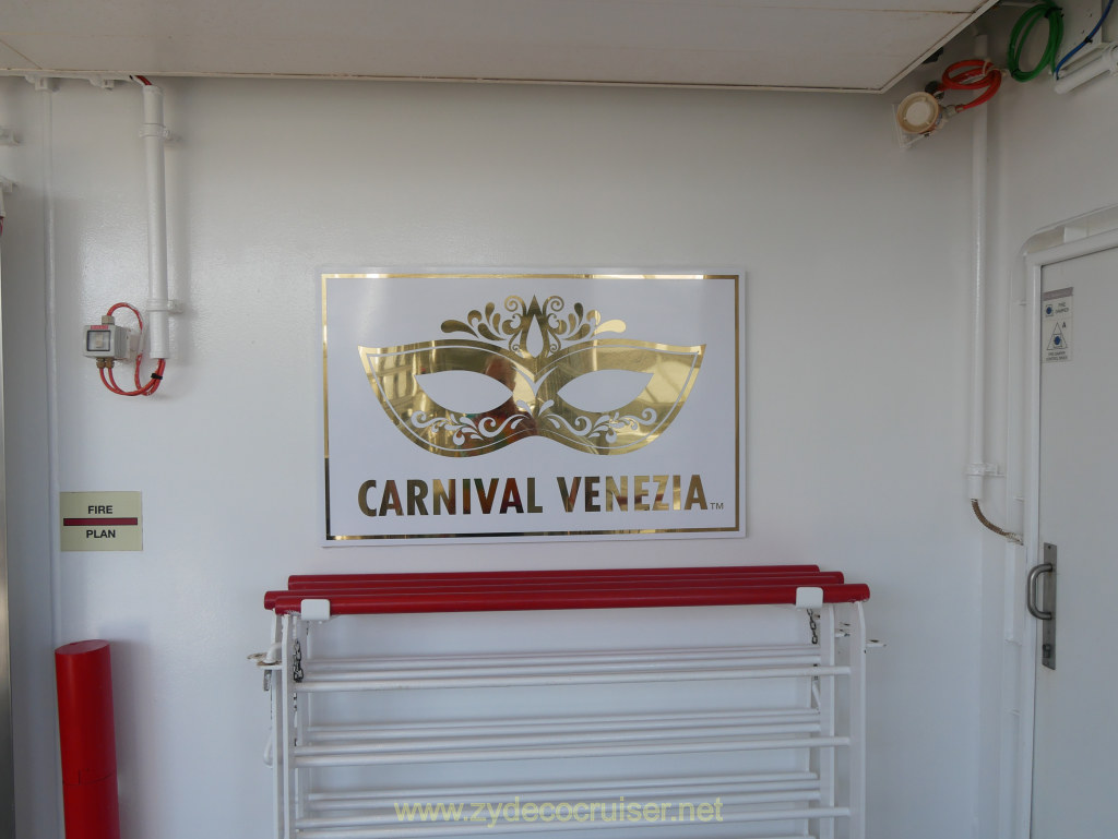 082: Carnival Venezia Transatlantic Cruise, Barcelona, Embarkation