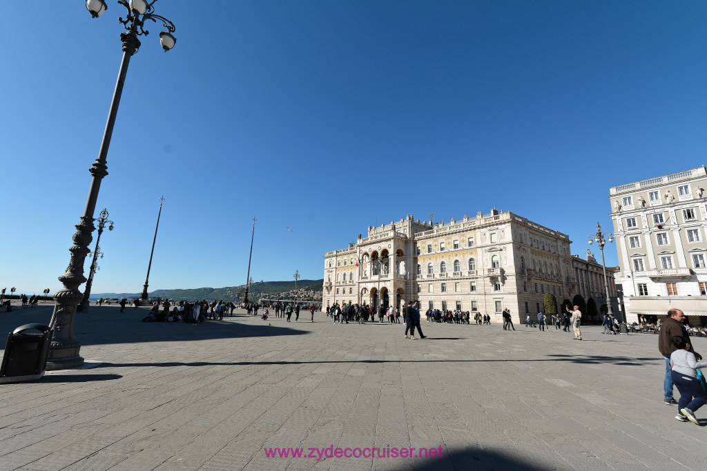 048: Carnival Vista, Pre-cruise, Trieste, Unity of Italy Square, 