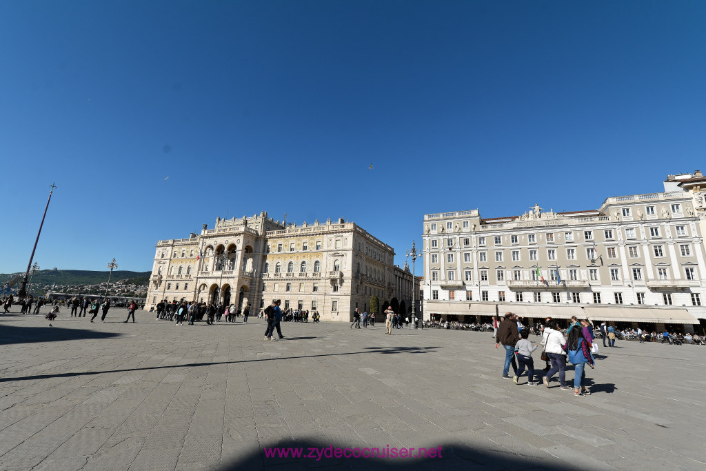 049: Carnival Vista, Pre-cruise,Trieste, Unity of Italy Square, 