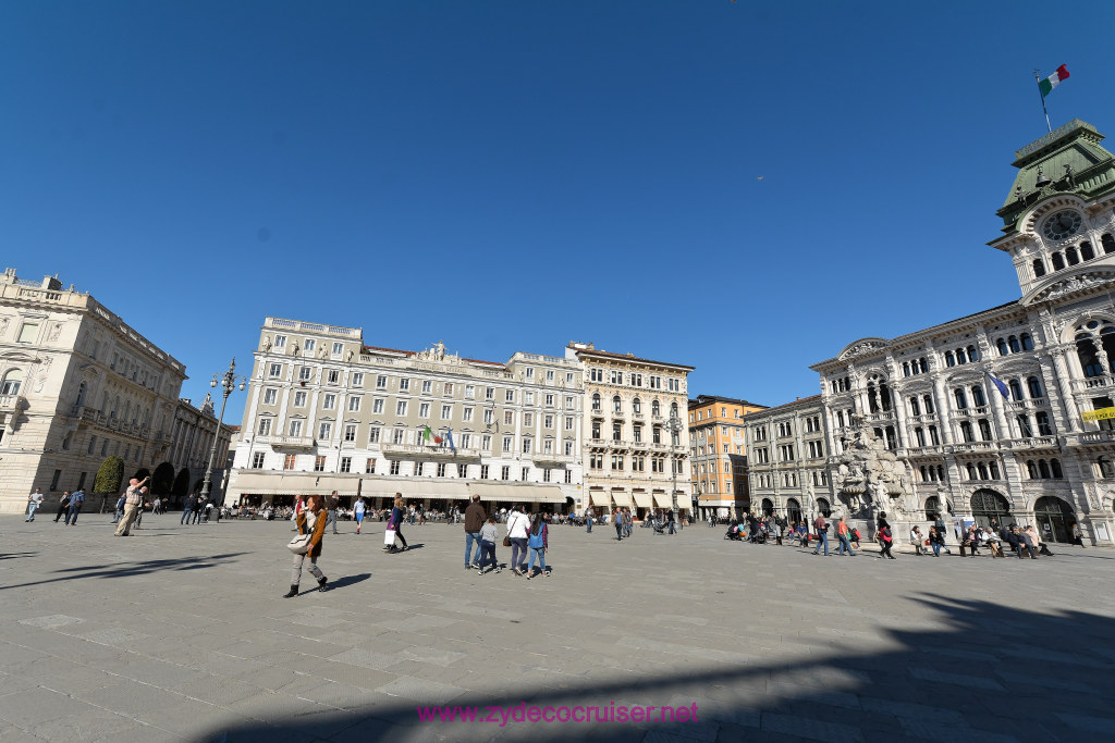 051: Carnival Vista, Pre-cruise, Trieste, Unity of Italy Square, 
