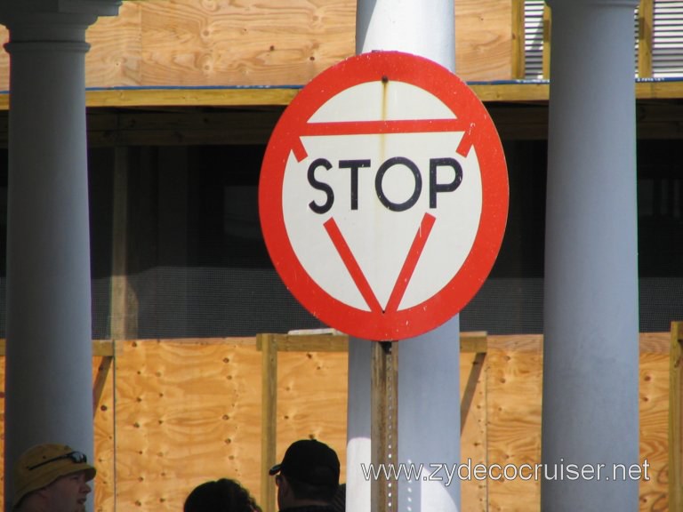 Stop/Yield sign? Nassau, Bahamas
