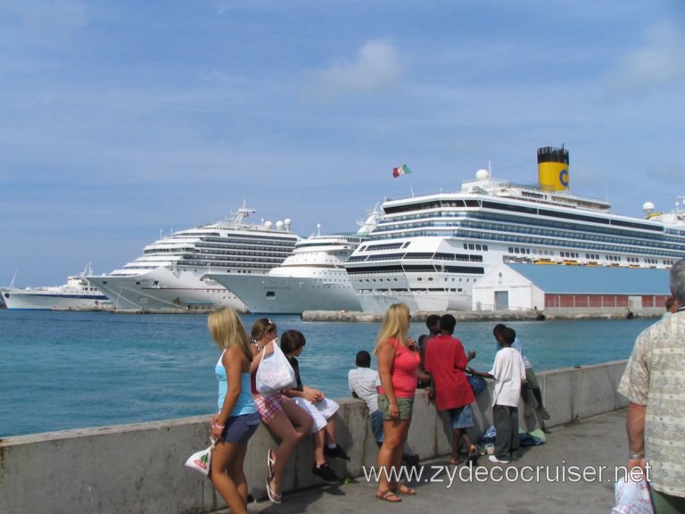 Cruise ships, Nassau, Bahamas