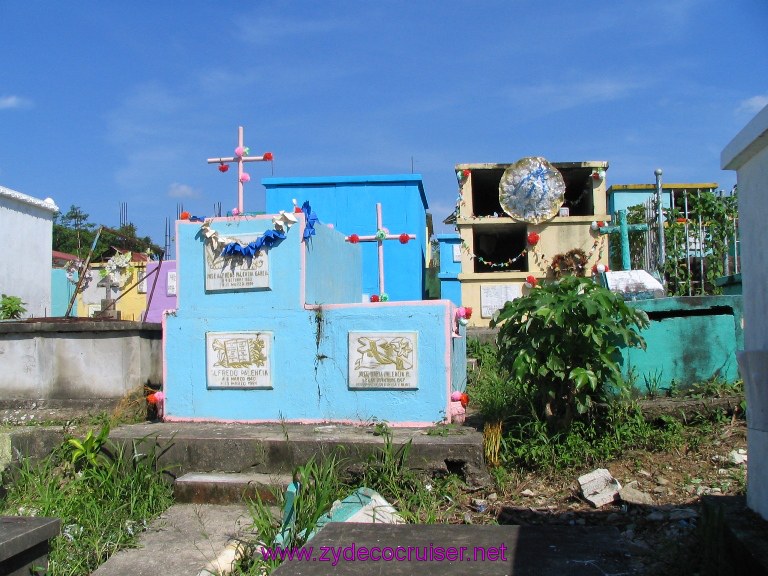Cemetery, Puerto Santo Tomas de Castilla, Guatemala 8