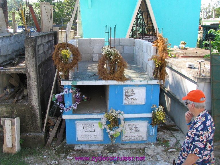 Cemetery, Puerto Santo Tomas de Castilla, Guatemala 12
