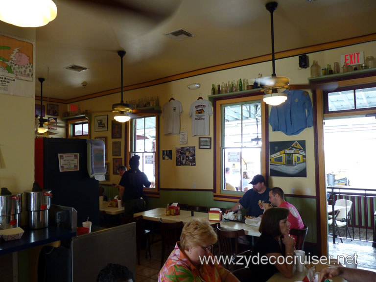021: Parkway Bakery and Tavern, New Orleans, Louisiana