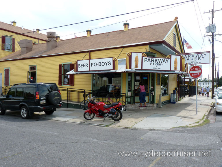 027: Parkway Bakery and Tavern, New Orleans, LA