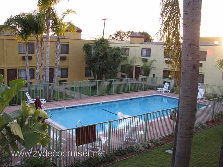 018: Comfort Inn and Suites, Long Beach, 