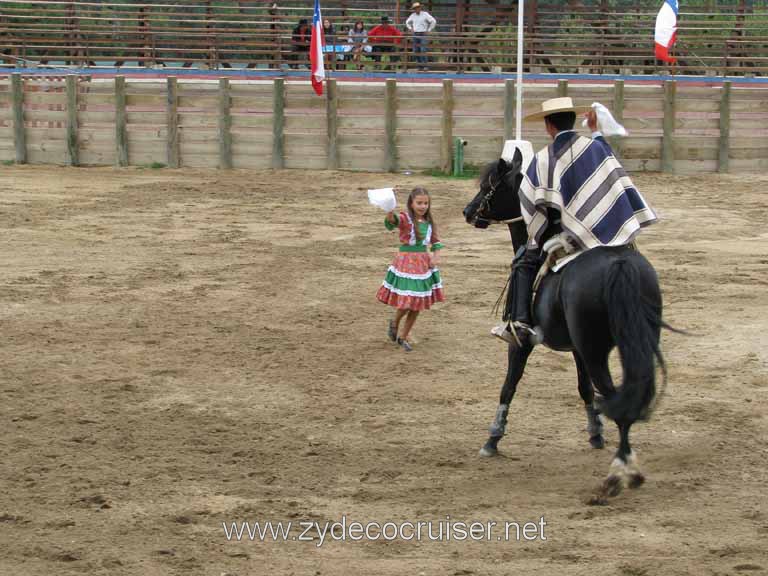 216: Carnival Splendor, 2009, Valparaiso-Santiago transfer, Wine, Horses, and Santiago tour, 