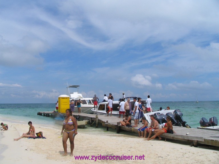 036: Carnival Valor, Belize, Goff's Caye