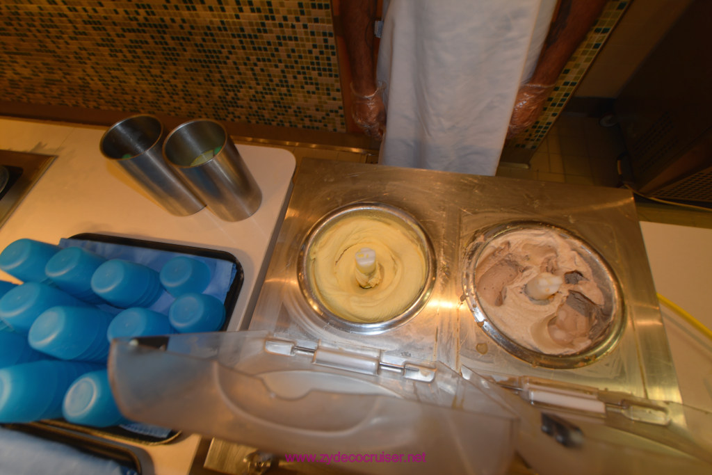 099:  Carnival Horizon Cruise, July 2021, La Romana, Lido Gelato 