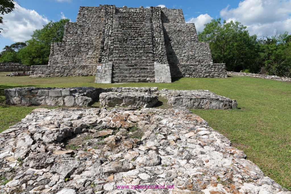 069: Carnival Valor Cruise, Progreso, The Ruins of Mayapan, 