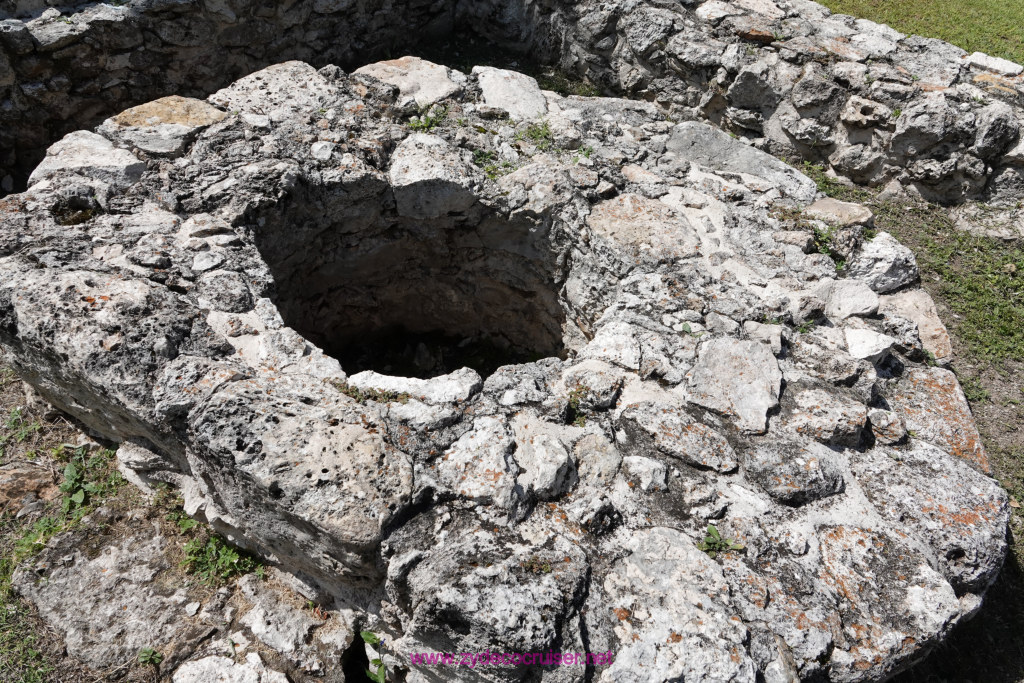 071: Carnival Valor Cruise, Progreso, The Ruins of Mayapan, 