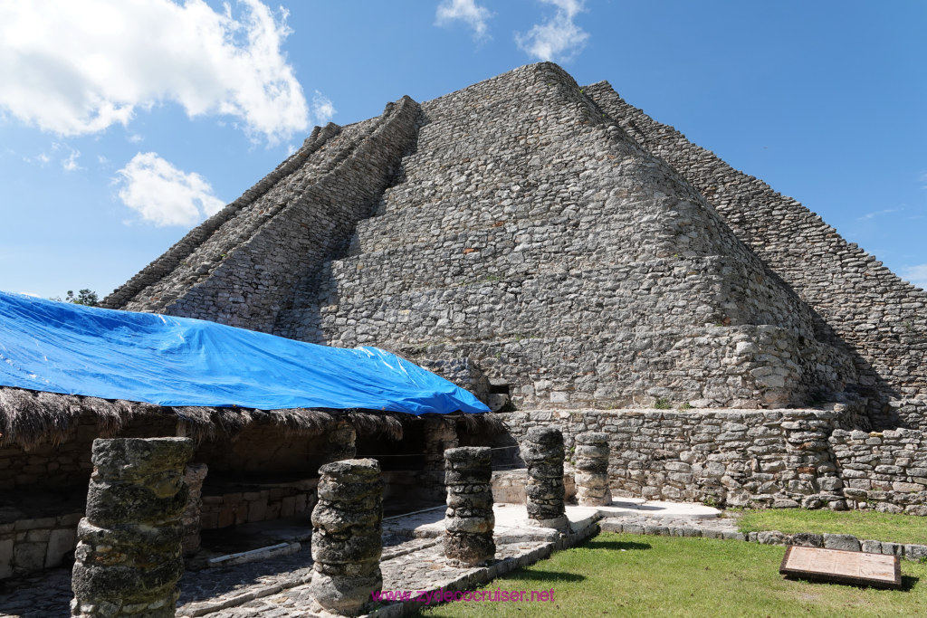 100: Carnival Valor Cruise, Progreso, The Ruins of Mayapan, 