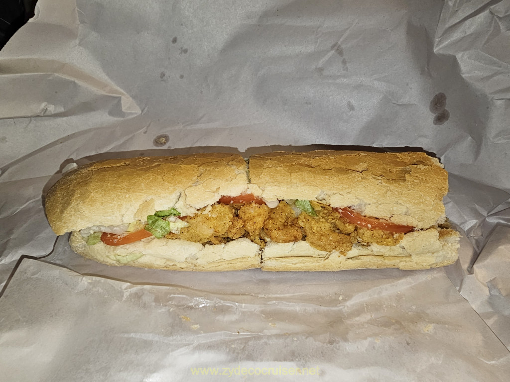 009: Carnival Valor Christmas Cruise, Pre-cruise, Fried Shrimp Poboy!