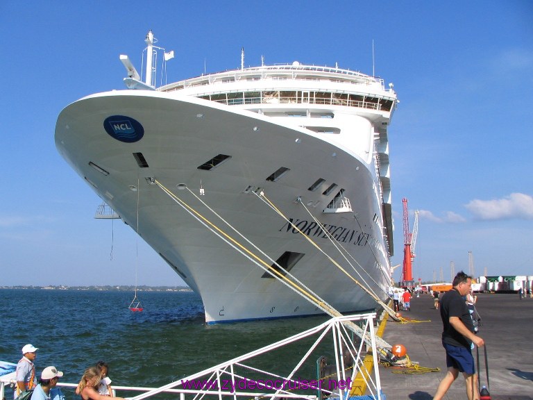 Norwegian Sun in Puerto Santo Tomas de Castilla,Guatemala